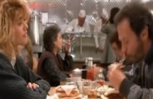 Bir restoran dolusu kadın orgazm olursa İZLE