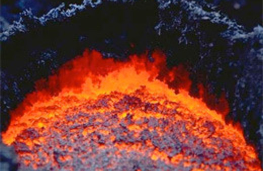 Yanardağın patlama anı çekildi İZLE