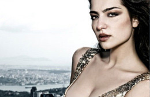 Eski Türkiye güzelinin lezbiyen belalısı