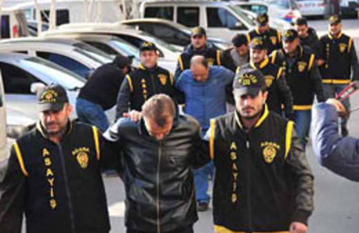 İncirlik Üssü’nü soydular