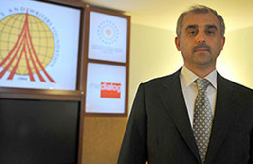 Gülen'e en yakın isimden bombalar!