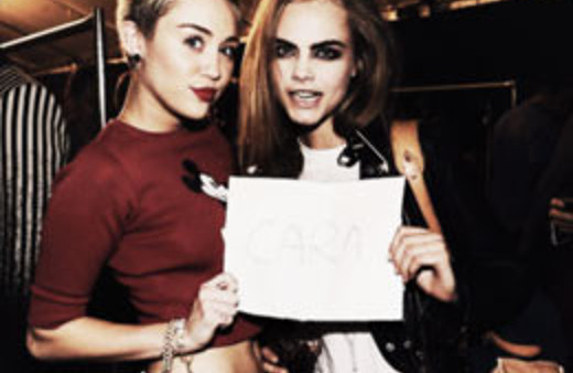 Miley Cyrus'dan olay yaratan fotoğraf!