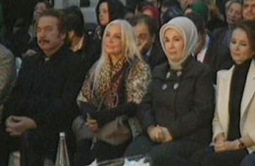 Erdoğan'dan Gencebay'a plaket