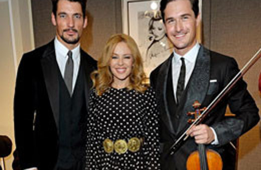 Katıldığı partide ilgi odağı oldu!