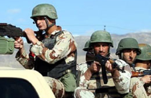 Herkes kaçıyor Kürtler'e silahlanın çağrısı