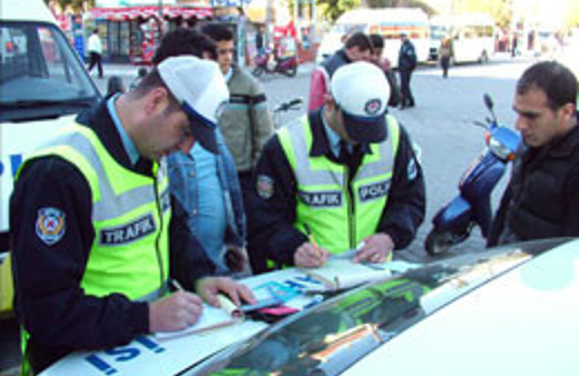 Sürücüler dikkat! Bu cezayı sakın ödemeyin