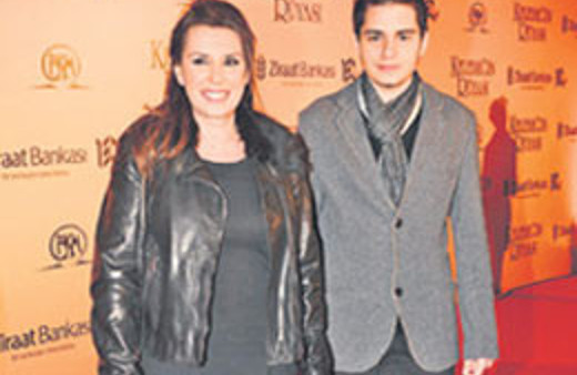 Perihan Savaş ile oğlunun 'ağır' zaferi