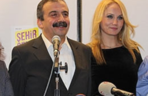 'CHP ve AKP o yasayı 7 dakikada geçirdi'