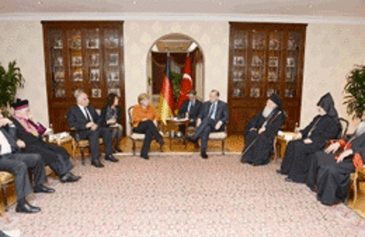 Ermeni Patriği'nden Merkel'e soğuk duş