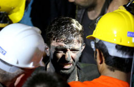 İnşaat firmaları Soma için kollarını sıvadı