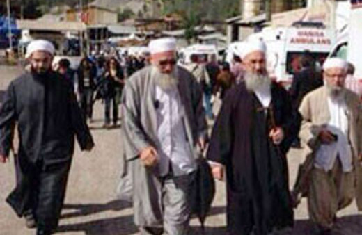 Soma'ya akın eden sakallılar! Yıldıray Oğur yazdı