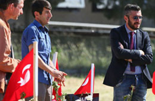 Tümer Soma'lı madenciye verdiği sözü tuttu!