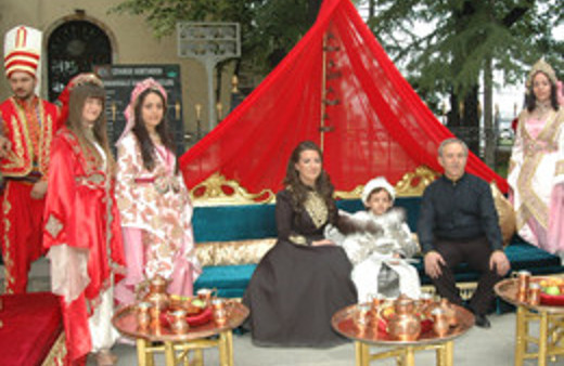 Hanedan düğünü yapan bürokrattan açıklama