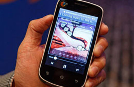 Bu telefonun fiyatı duyanı şok ediyor