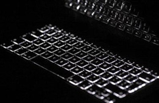 Laptoplar yazı yazdıkça şarj olabilir mi