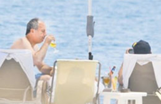 Muharrem İnce tatilde yakalandı! Bakın kiminle tatile çıkmış