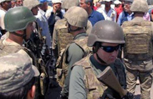 Diyarbakır elektrik için karıştı 12 yaralı