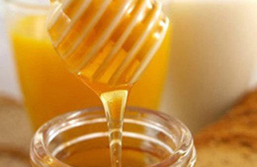 Reflüye karşı orucu ballı ılık su ile açın