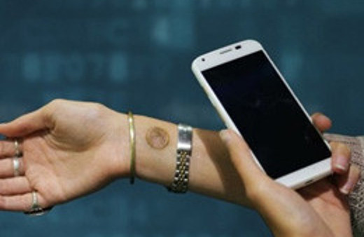 Telefonunuzun kilidini dövme ile açın