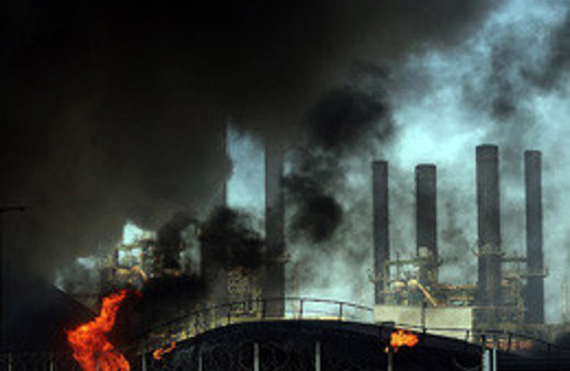 İsrail elektrik elektrik santralini vurdu