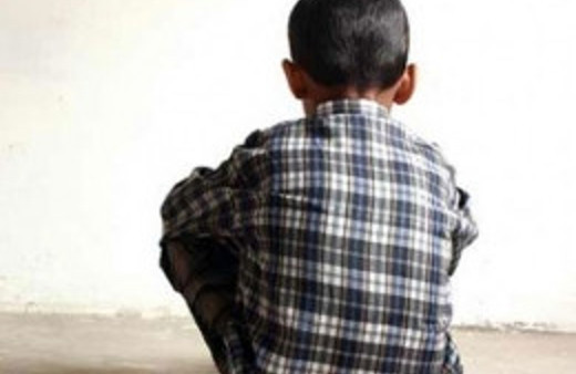 Erkek çocuğa tecavüz eden sapık bakın kim çıktı!