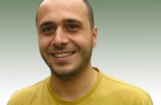 Sana hala yalan söylüyorlar şakirt