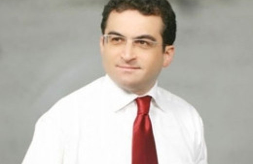 Yeni Şafak yazarı Korkmaz Hürriyet'e fena saydırdı