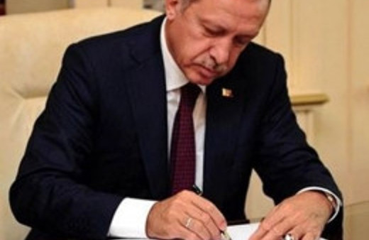 Erdoğan'ı dinleyen polislere Romanya'da şok!