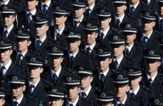 155 polis meslekten ihraç edildi!