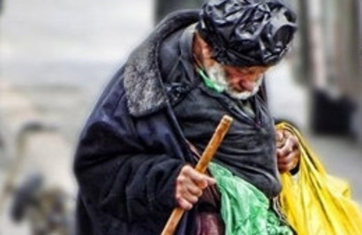 Poşetli dedenin inanılmaz sırları