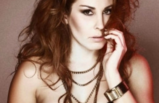 Funda Arar'dan Soma için klip