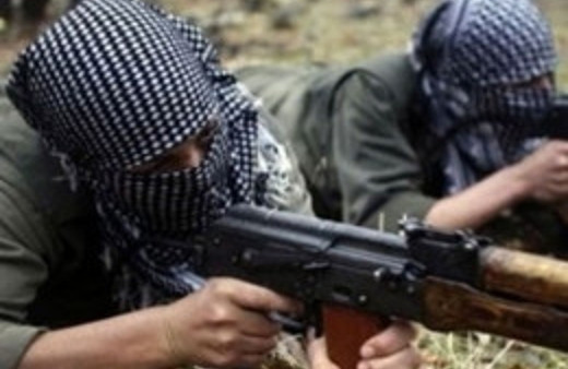 Polise roketli saldırı güvenlik kamerasında!