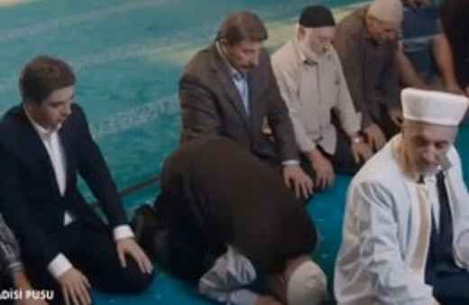 Kurtlar Vadisi'ne 11 yıl sonra veda etti