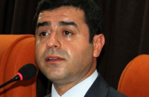 Öcalan İmralı'dan çıkmak istemiyor!