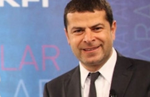 O koltuk Cüneyt Özdemir'e emanet