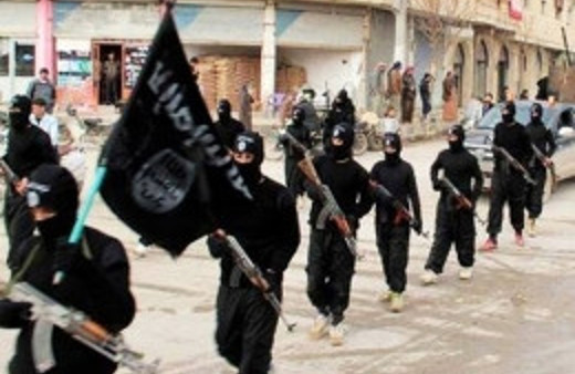 IŞİD askerleri sokak ortasında infaz etti!