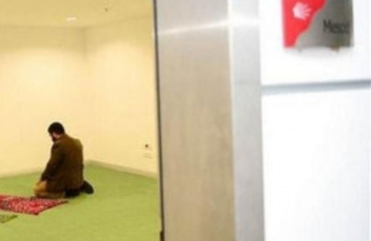 Yeni açılan mescit CHP'yi karıştırdı!