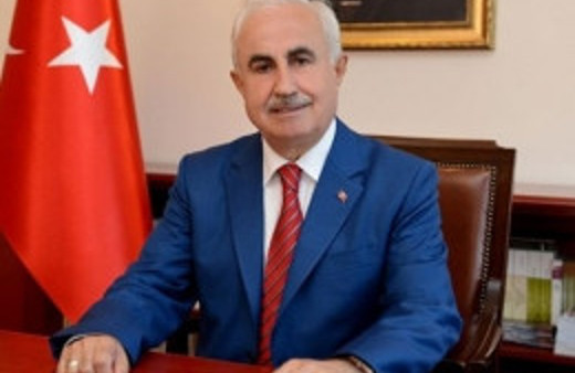 Sinagog'u müzeye çeviren valiye jet yanıt