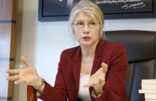 Emine Ülker Tarhan'dan Elif Çakır'a Kabataş açıklaması