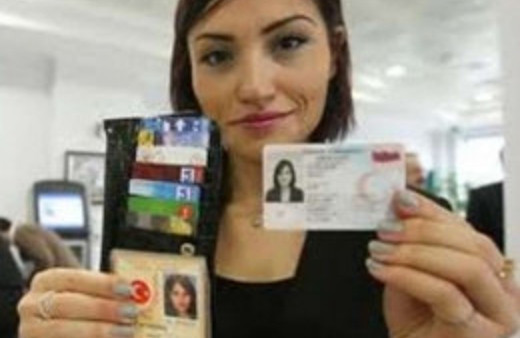 Çipli yeni kimliklerimiz dağıtıma hazır!