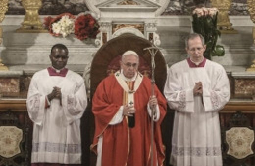 Papa İstanbul'da bakın kimin için dua etti!