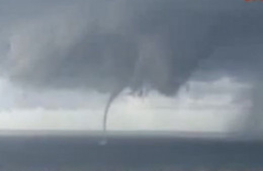 Alanya'da kortutan hortum!