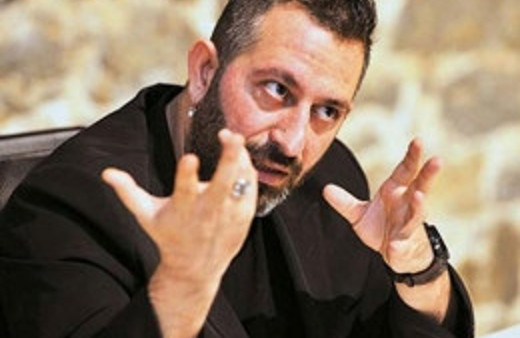 Yeni Şafak yazarından Cem Yılmaz'a zehir zemberek yazı 