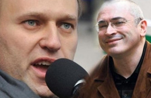 Muhalefet'e karşı olay 'prezervatif eylemi'