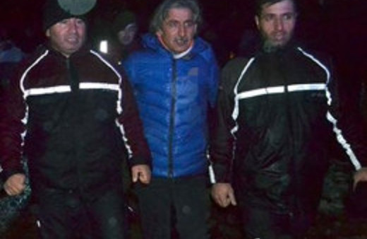 İşçiler donmak üzereyken kurtarıldı!