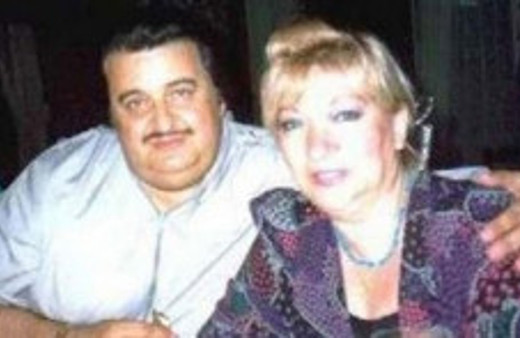 Ünlü sanatçı hayatını kaybetti!