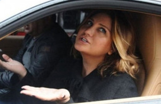 Sibel Can'ın elini ayağını dolaştıran soru!