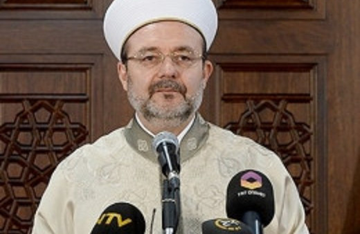 Diyanet Papa'ya sert çıktı: Ahlaksız! 