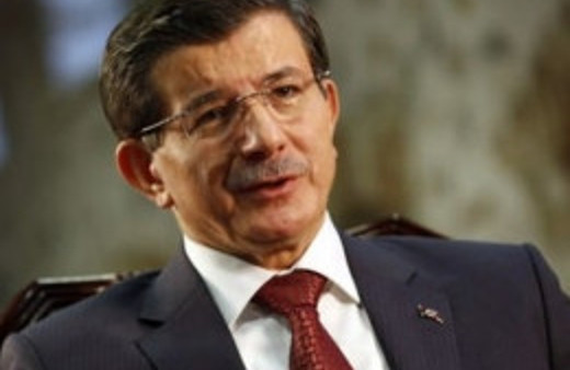 Davutoğlu toplantılardan önce o duayı okuyor