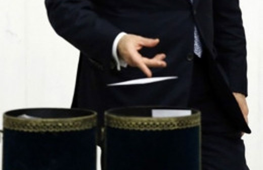 Yüce Divan oylamasında kimler fire verdi?